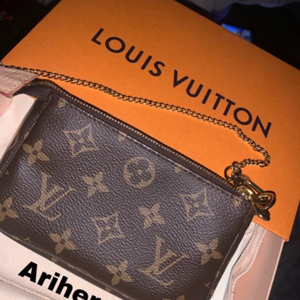 Louis Vuitton Mini Pochette Accessoires - Picture 4 of 6